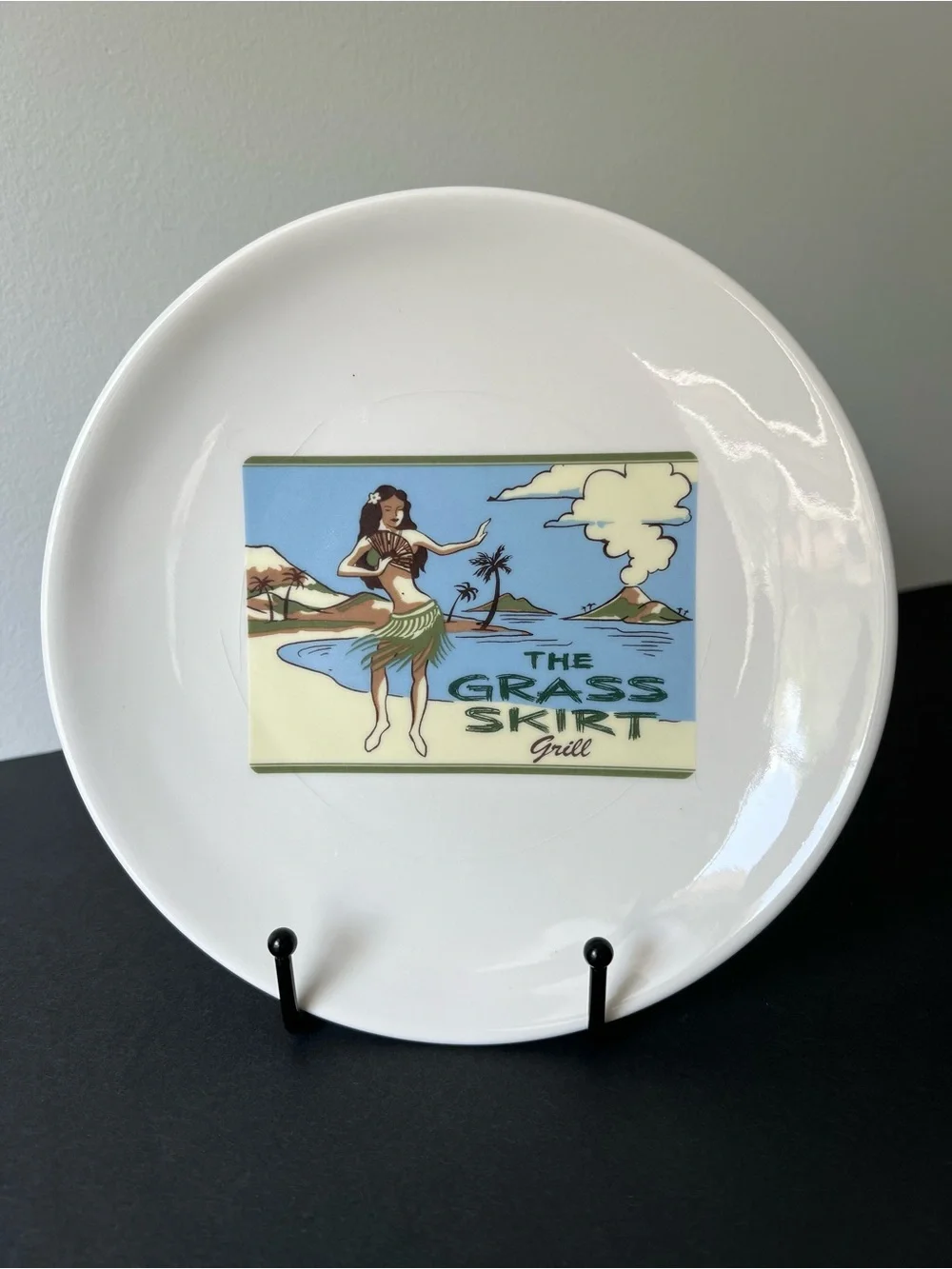 Pottery Barn Set of 2 Aloha Girls Cocktail Recipe Plates 8